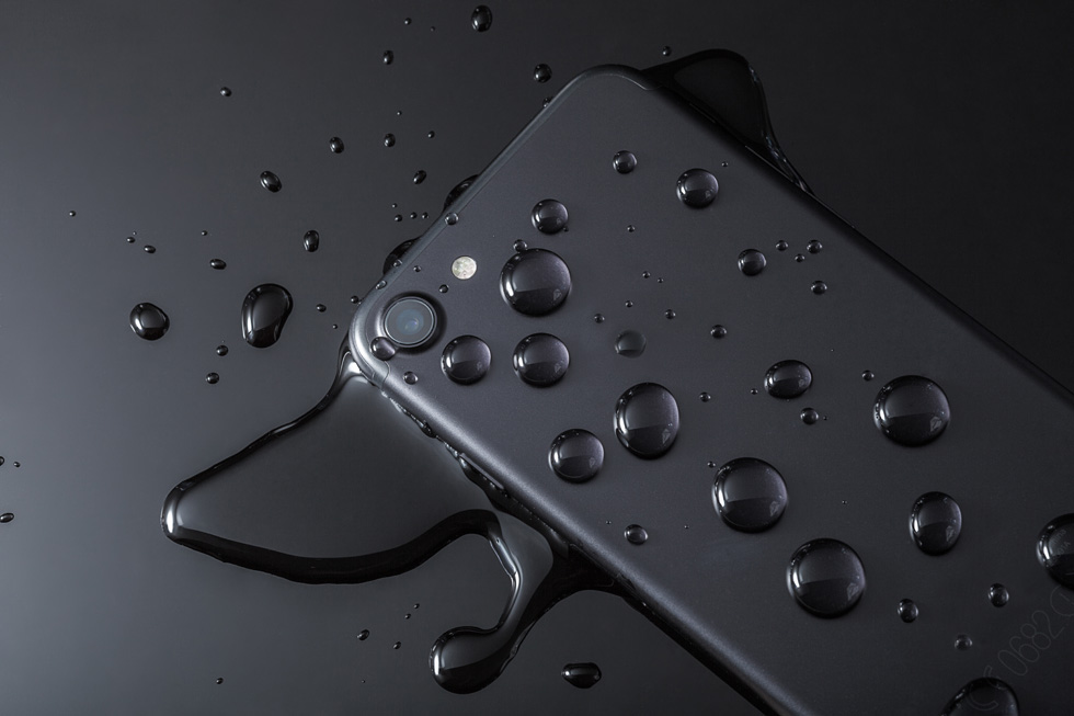 phone_water_486253069
